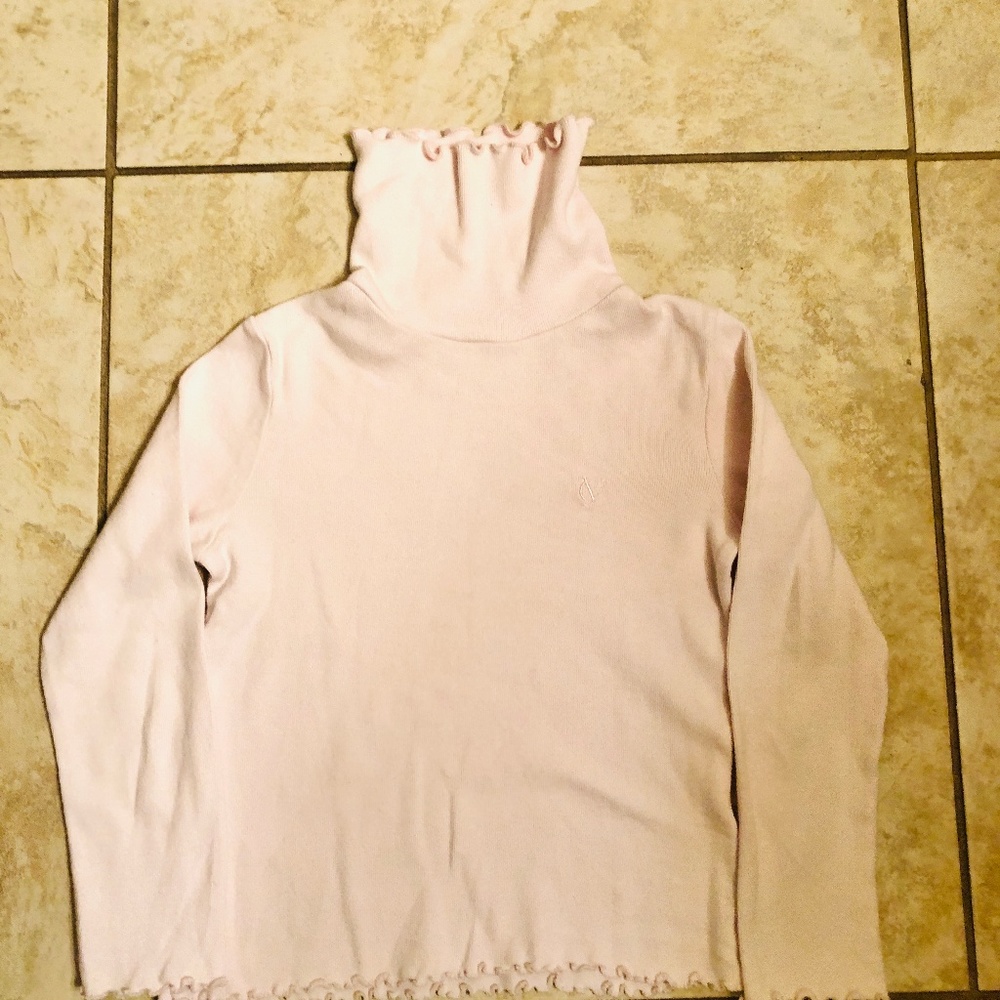 Cyrillus light pink turtleneck